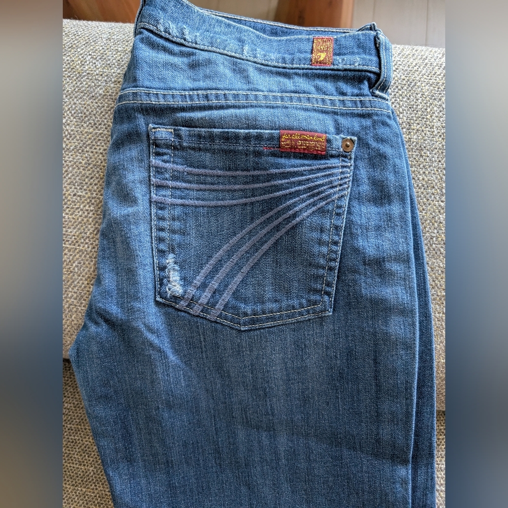7 For All Mankind Dojo Jeans. Size 29. Inseam 33